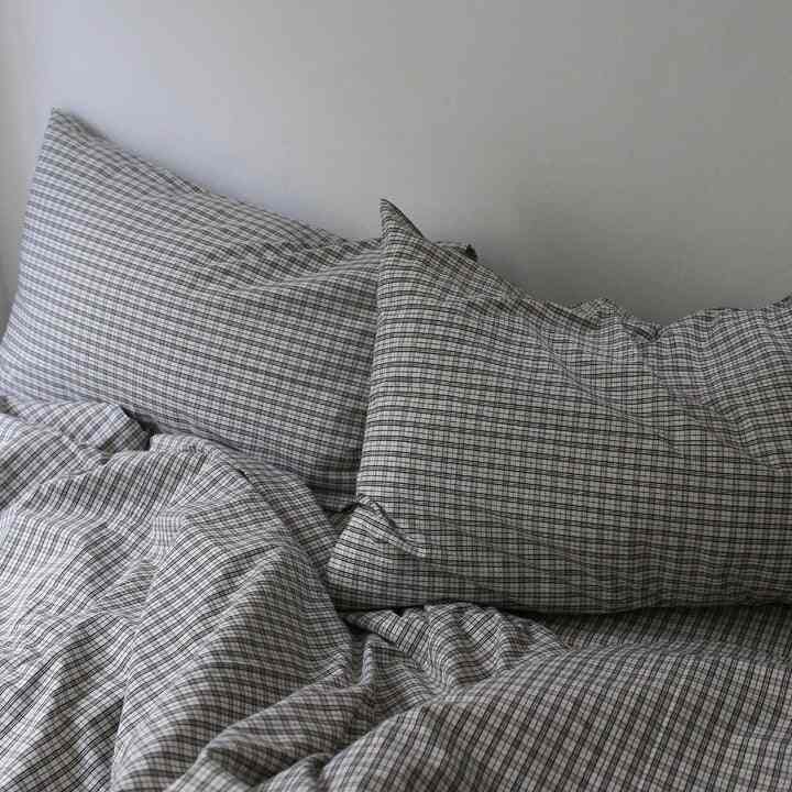 Binch check 枕カバー