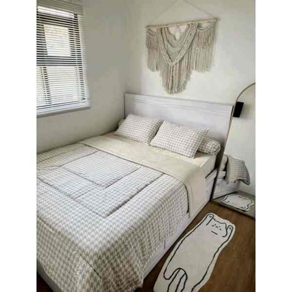 Sprei ukuran double 160 / 180 / 200