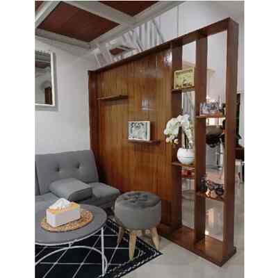 partisi rumah kayu