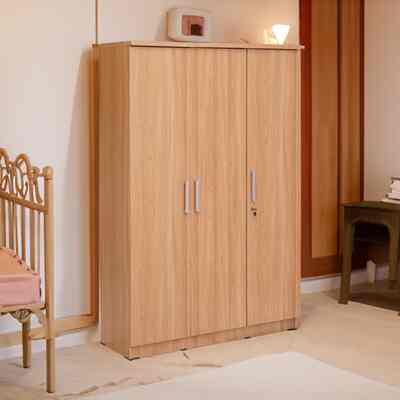 Lemari Pakaian 3 pintu