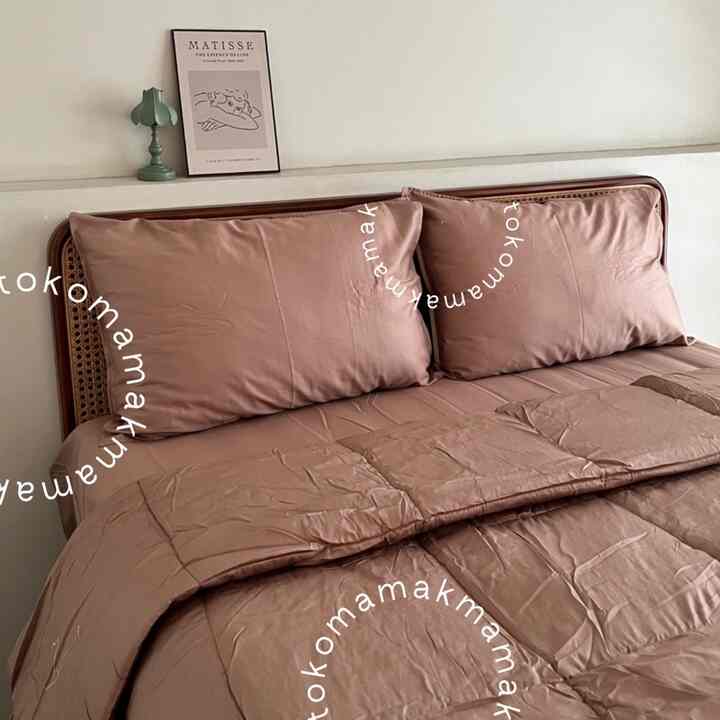 Katun Jepang Bed Cover Only