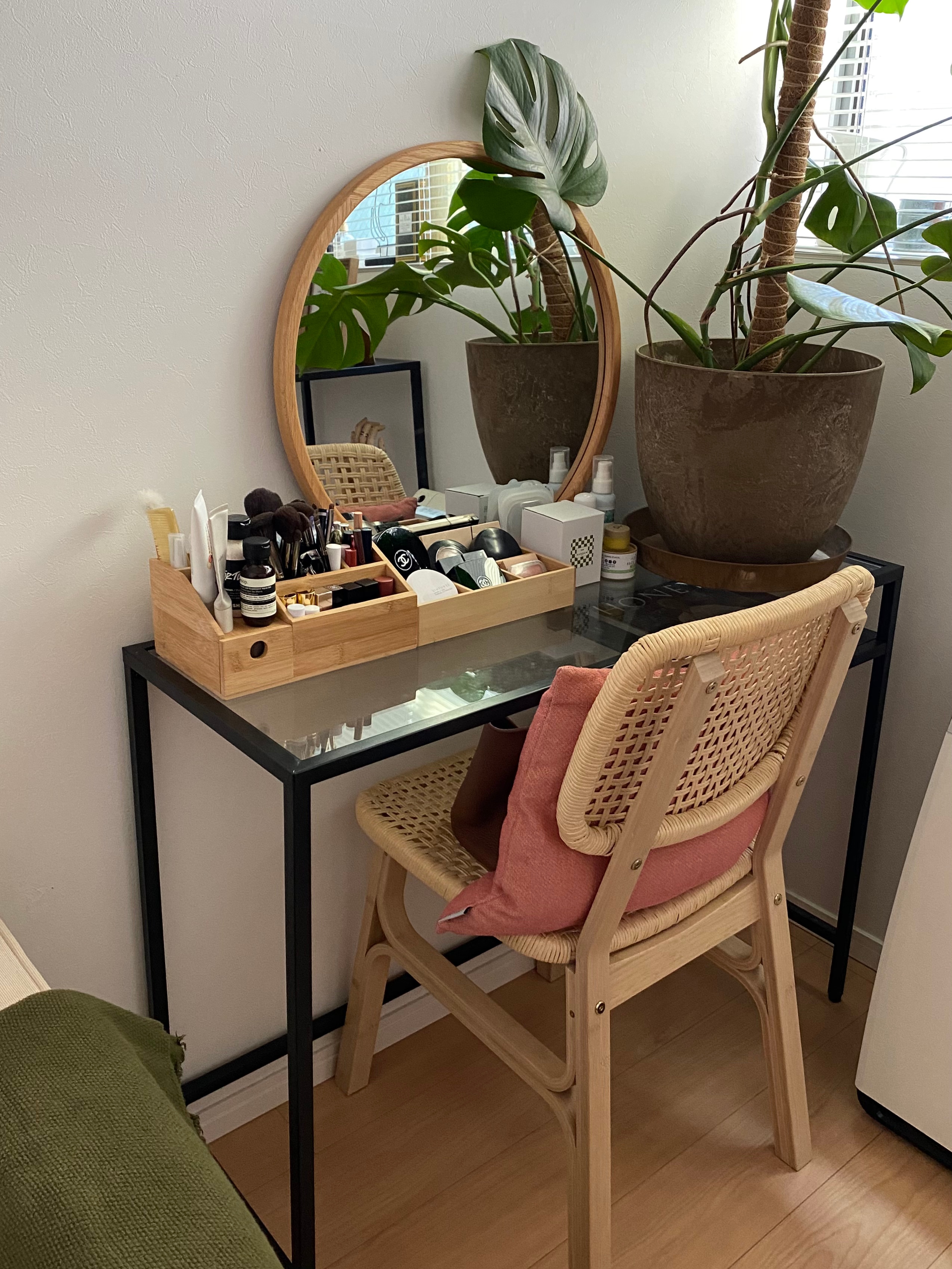 IKEA  VITTSJÖ ヴィットショーネストテーブル VITTSJÖ ヴィットショー ネストテーブル2点セット, ブラック