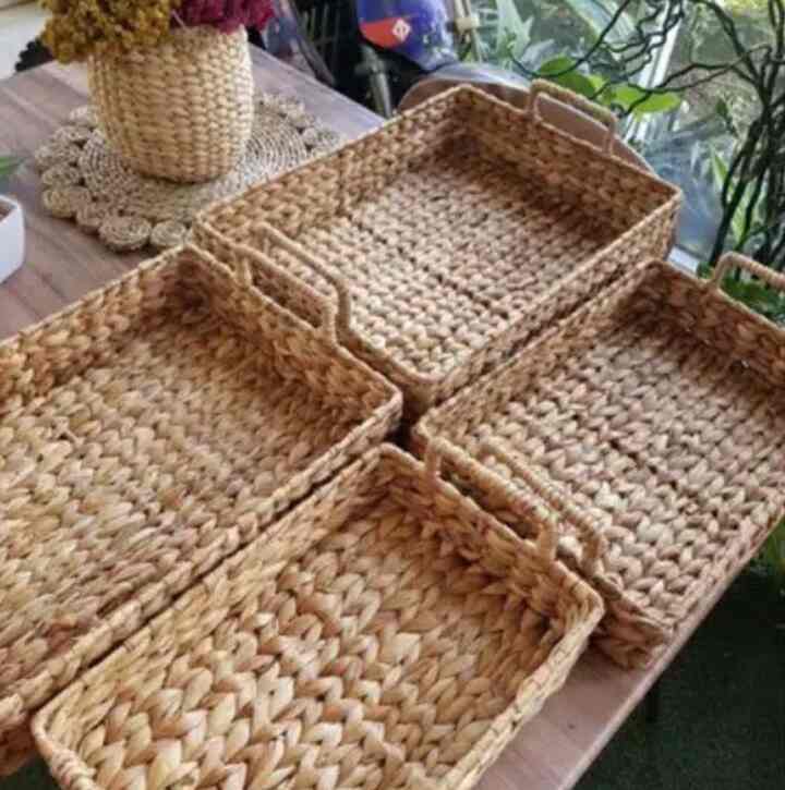 Tray rangka eceng gondok kotak