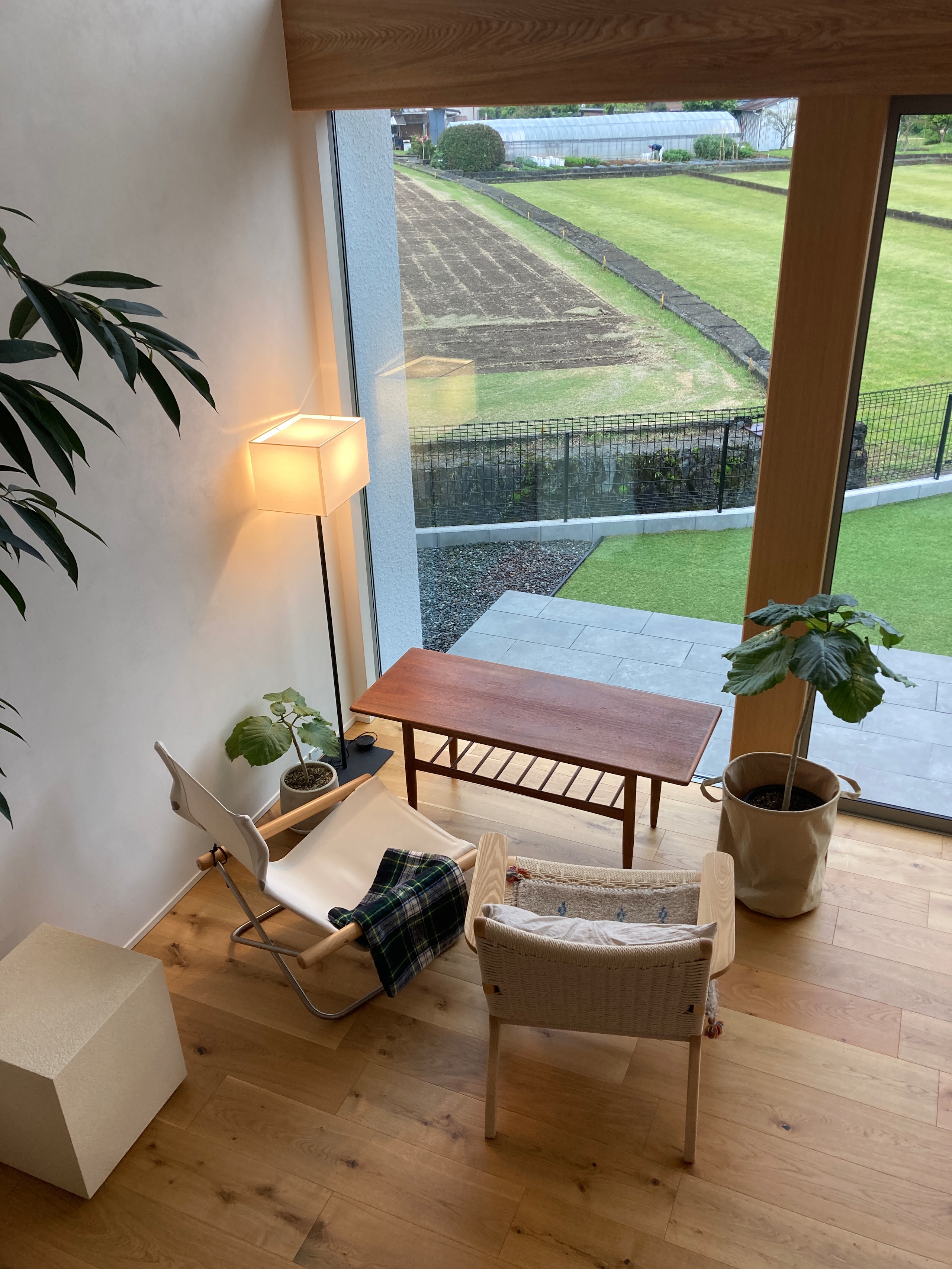 ZARA  セメントフィニッシュテーブル ZARA HOME ザラホーム テーブル セメントフィニッシュ テーブル