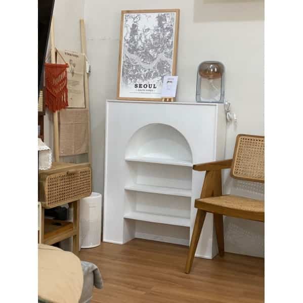 Rak Perapian Tanpa Lampu