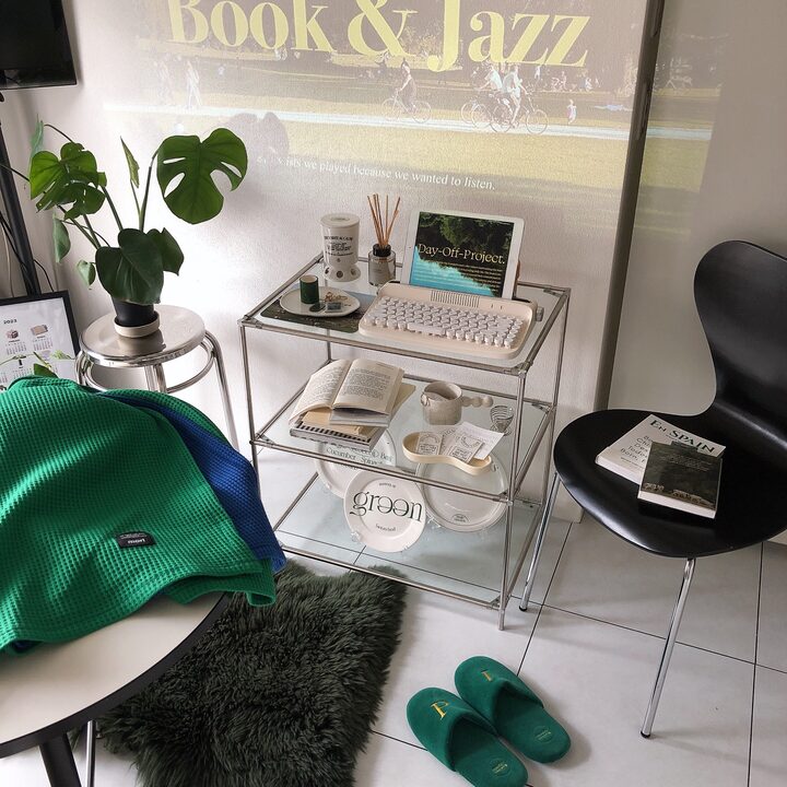 short form carousel card thumbnail