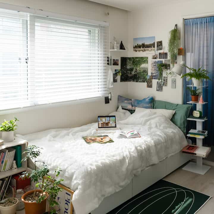 #modern #bright #bedroom