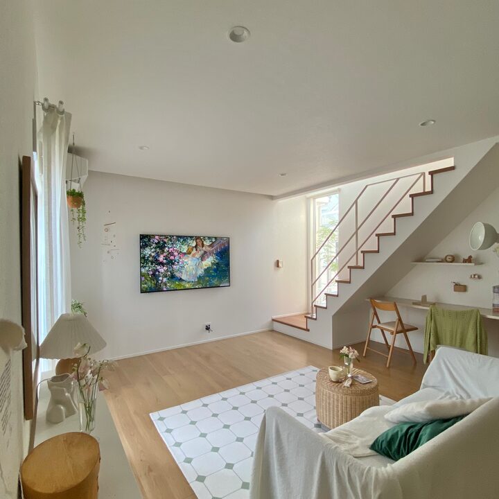 short form carousel card thumbnail