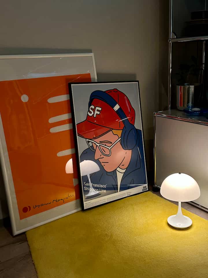 パキッとしたカラーのポスターも好きで集めてます😌💛

#ポスター
#IKEA
#イケア
#パンテラ 
#間接照明
#ラグ
#アートポスター 