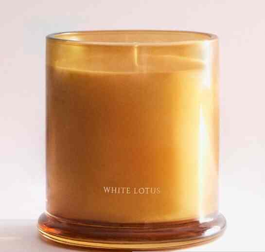 WHITE LOTUS SCENTED CANDLE