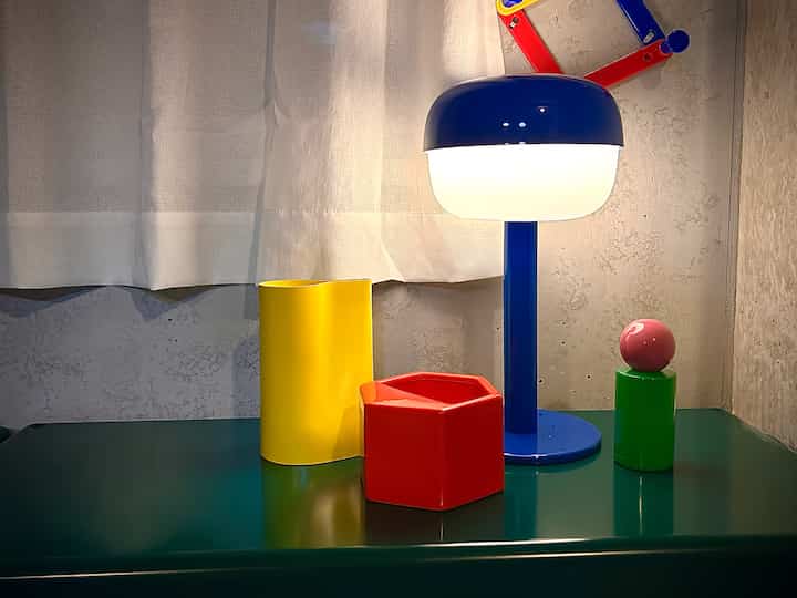 2023.10.5

お安くなるの待ってたけど人気で品薄に
なってきてたのでフランフランのルームスプレーをお迎え

デザインが可愛いー！

#francfranc #照明 #ikea #カラフルなインテリア 