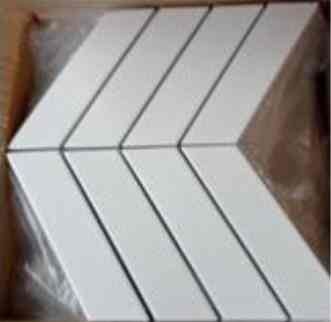 Mozaik keramik chevron glossy white