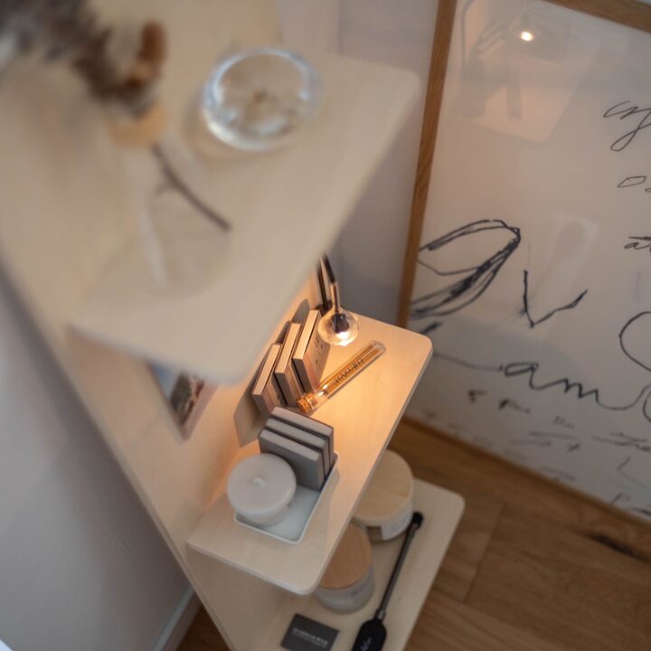 short form carousel card thumbnail