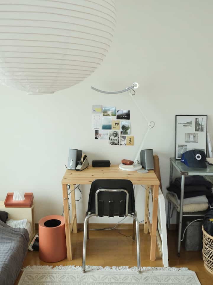 改めて自己紹介をしようと思います☺︎
hiyuです。
現在は北陸に住んでおります！
古道具と趣味を感じる部屋づくりをしてますので、
覗きに来ていただけると喜びます🙋🏻‍♂️
最近は写真を撮ることが好きなので、
自分で撮った写真を壁に貼り付けるのが好きだったりします！よろしくお願いします〜！

#一人暮らし 
#一人暮らしの家 