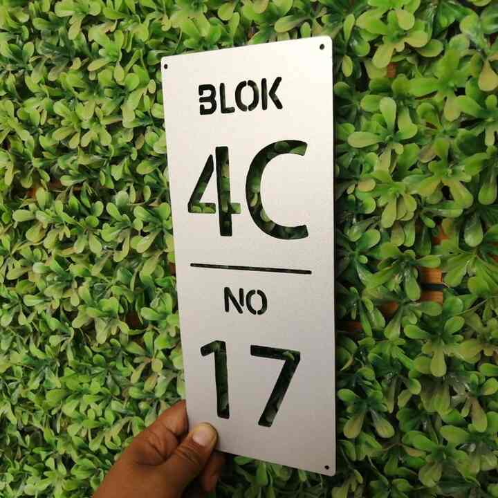 Plat Nomor Rumah, Vertikal Silver
