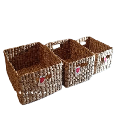 Keranjang Anyam Eceng Gondok