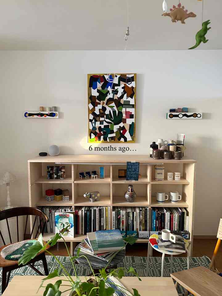 Sebelum dan sesudah 🙋‍♂️

Sudah 6 bulan sejak saya pindah ke rumah saya saat ini. Saya ingin melakukan DIY, jadi saya menghabiskan satu bulan bolak-balik antara Super Viva Home dan rumah baru saya, mencakup periode perpindahan selama sebulan.

Bagaimanapun, rak buku foto itu sulit.
🥸

Saya tidak ingin menancapkan paku di tempat yang mencolok, jadi saya membeli alat yang disebut router, menggali alur, dan menyatukan potongan-potongan kayu.

Rak buku yang saya jadikan referensi adalah perpustakaan Donald Judd di Marfa 🙋‍♂️

#interior #myroom #interiordesign #studioapartment #smallapartment #tinyapartment #postmodern #apartmentinterior #donaldjudd #nevertoosmall #インテリア #海外インテリア #ひとり暮らしインテリア #インテリアコーディネート #インテリア男子 #お部屋紹介 #お部屋作り #インテリアコーデ #インテリアデザイン #リビングインテリア #ビンテージラグ #diy家具 #本棚 #ポストモダン #現代陶芸 #デザイン雑貨 #アートのある暮らし #ブックシェルフ