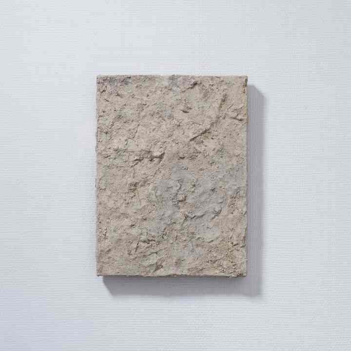 『積み重なったもの』 アート ベージュ