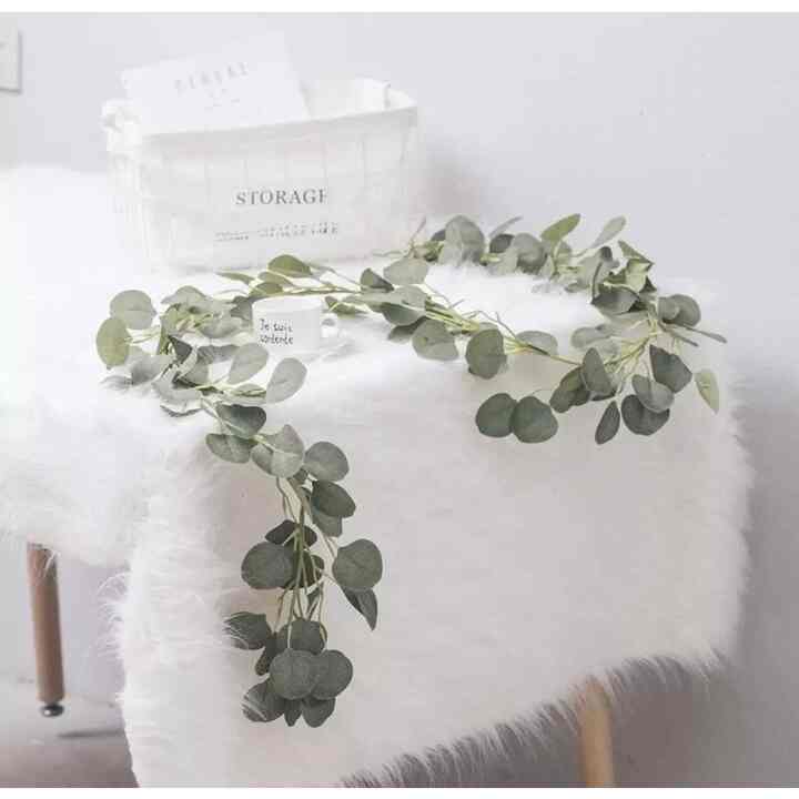 Daun Eucalyptus Plastik