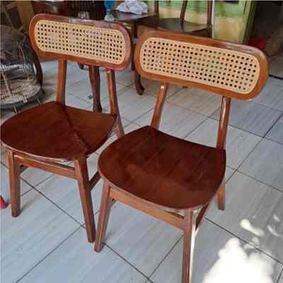 kursi kayu rotan