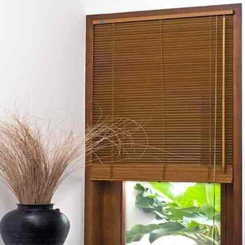 Wooden blinds Onna