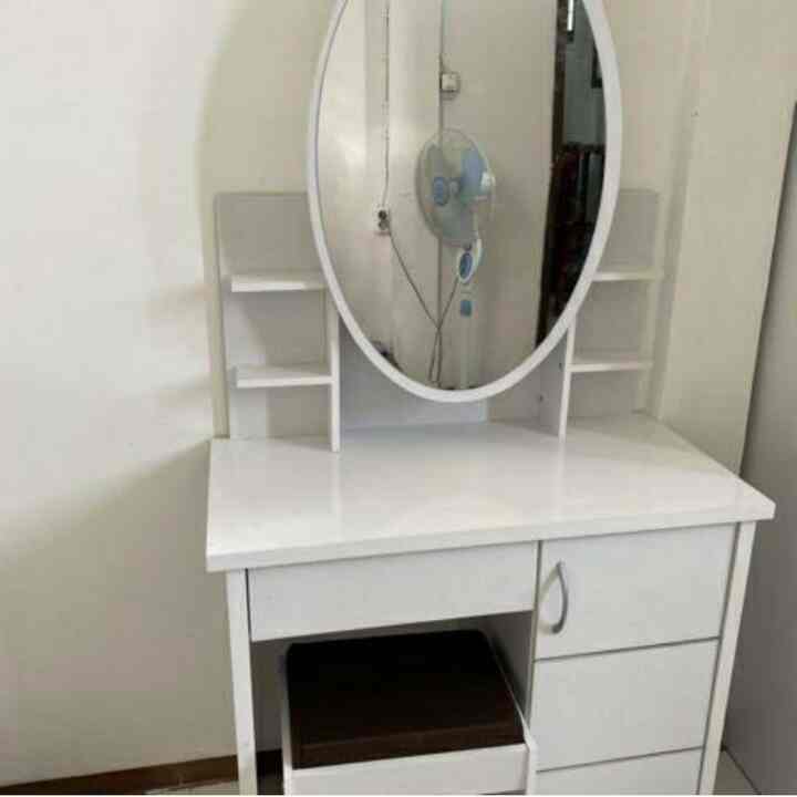 Meja Rias Sliding Putih, Kaca Oval