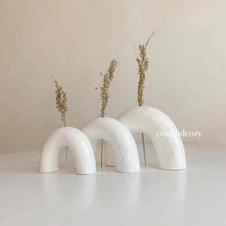 Vas Bunga KINN, White