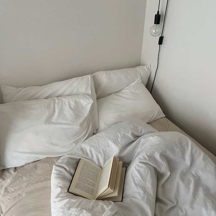 朝のベッド

#ベッド #ベッドルーム #テキスタイル #無印 #無印良品 #洗いざらし #シーツ #ホワイトインテリア #ナチュラルインテリア #海外インテリア #和風インテリア #シンプルインテリア #一人暮らし #一人暮らしインテリア  #ワンルーム #ワンルームインテリア #interior #room #home