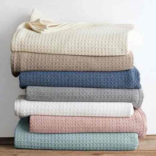 Selimut Sofa Nordic Blanket