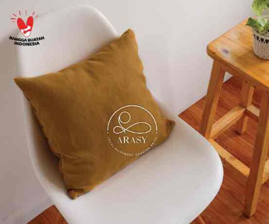 Sarung Bantal Sofa - Suede Buttercup