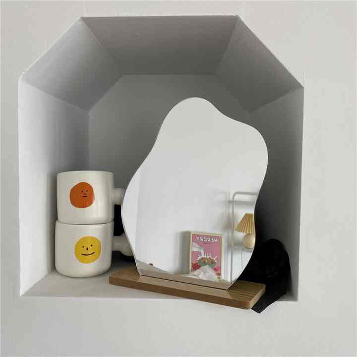 Kaca Cermin Curvy Wavy Mirror