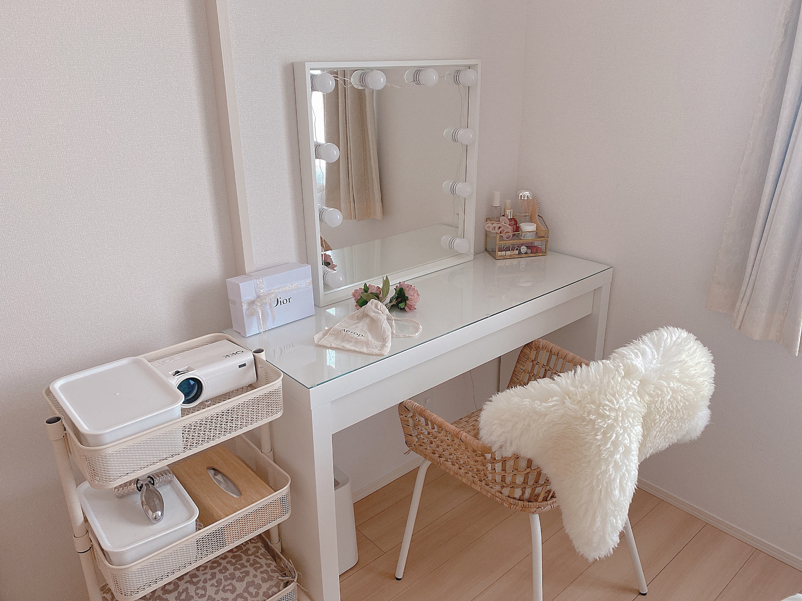 IKEA NILSOVE ニルソーヴェ チェア アームレスト付 | ダイニング