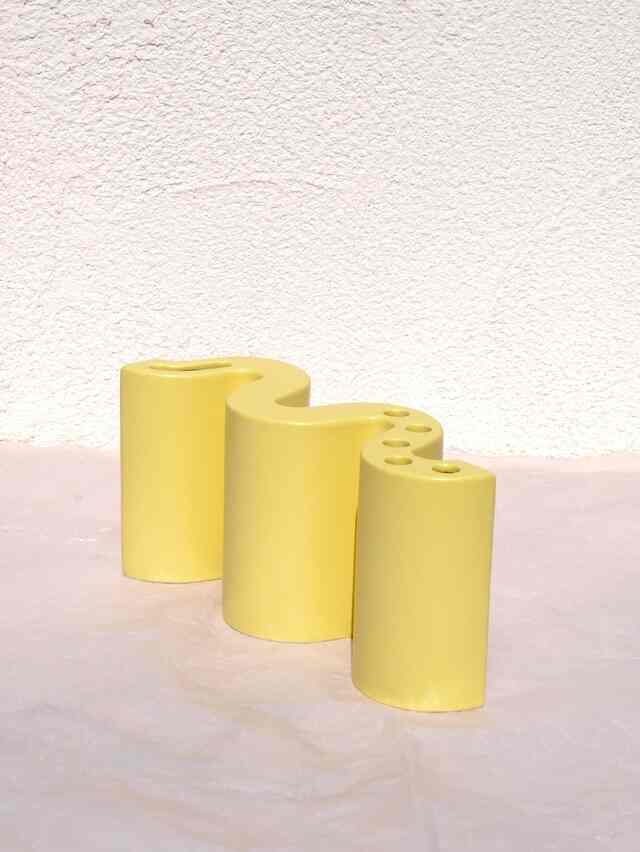 ウェーブ型変形花瓶 イエロー