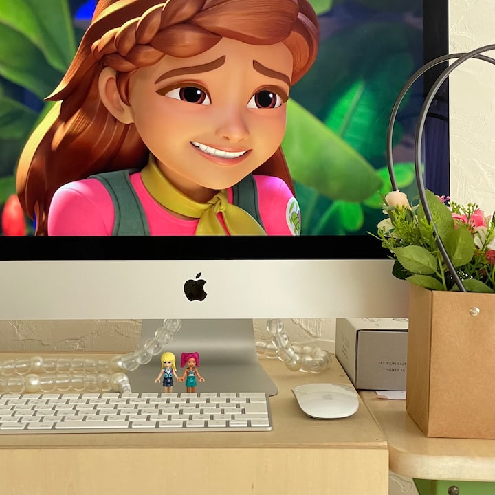 short form carousel card thumbnail