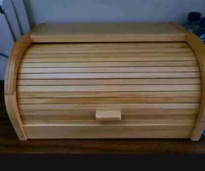 tempat penyimpanan roti