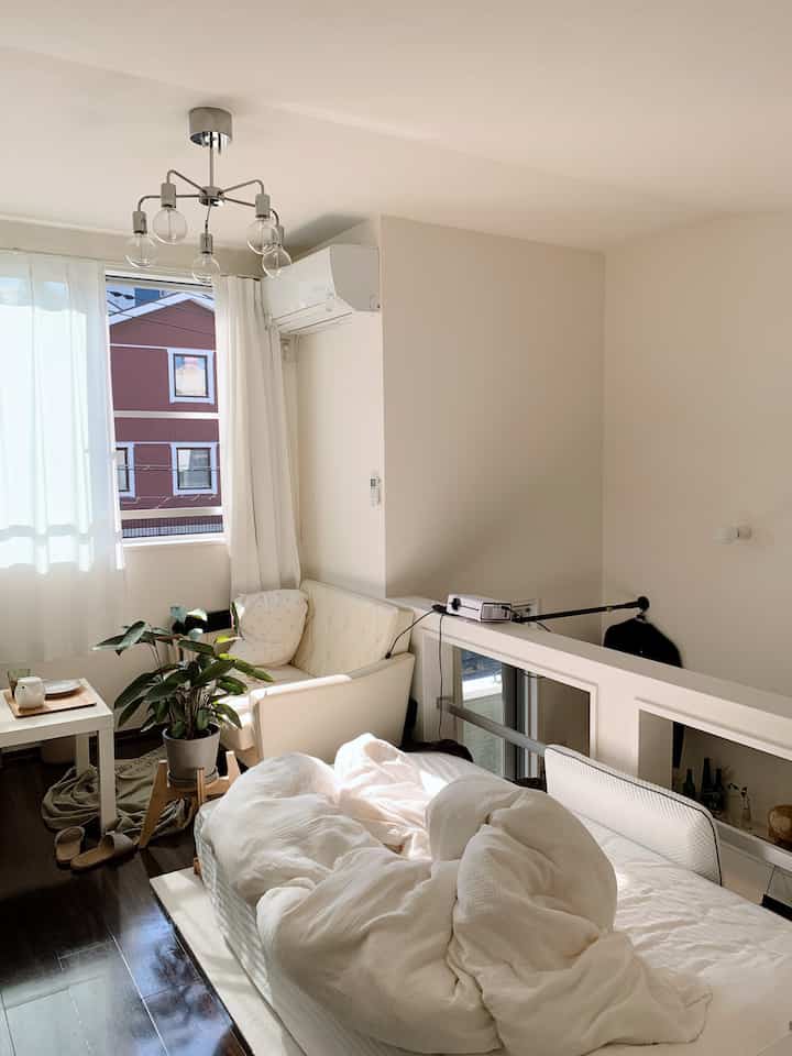 #一人暮らしの家 #ベッドルーム #リビングルーム #ソファ 