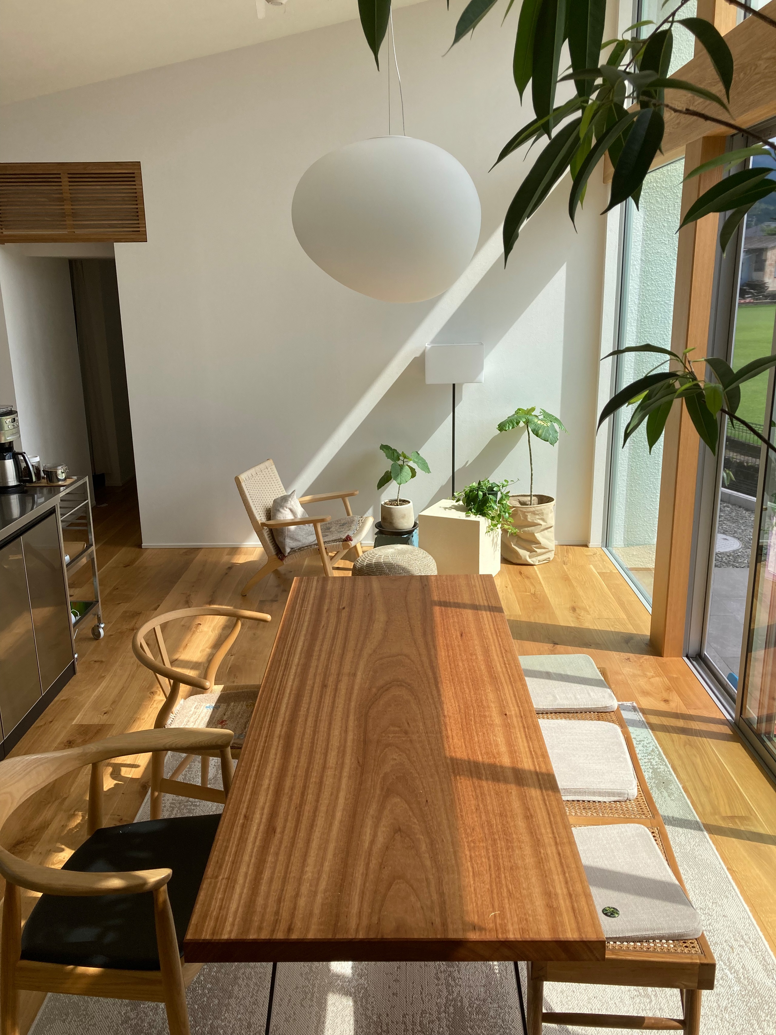 ZARA HOME セメントフィニッシュ テーブル | Coffee & Side Tables