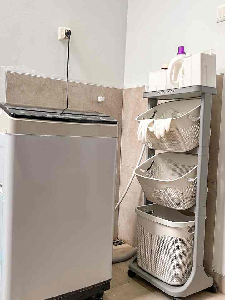 Our laundry room.

Actually this is more like a corner. So, it’s our “laundry corner” then.

#laundryroom #laundrycorner #minimalis #minimalroom