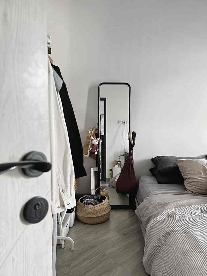 Weekend its over, ini area yang paling fav buat habisin waktu istirahat
#bedroom #bedroomidea #kamartidur 