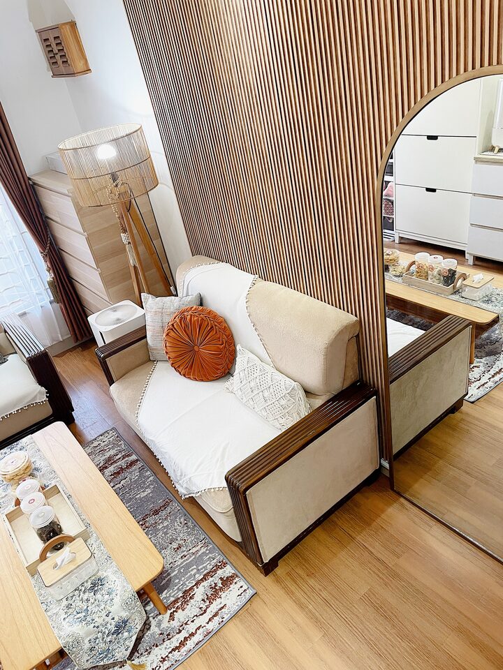 short form carousel card thumbnail