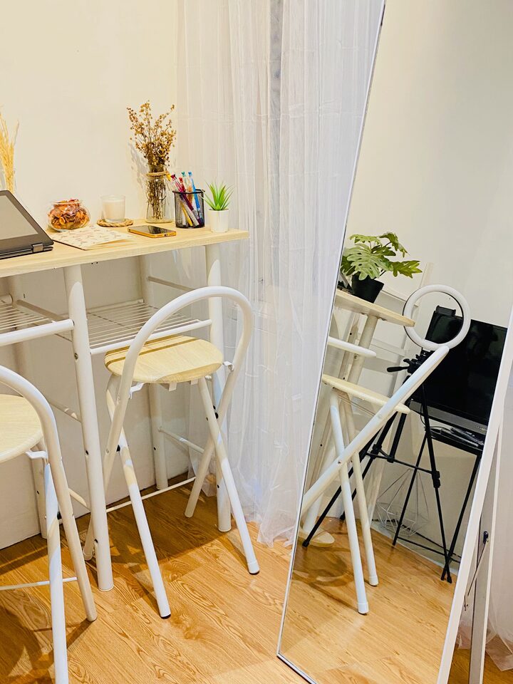 short form carousel card thumbnail