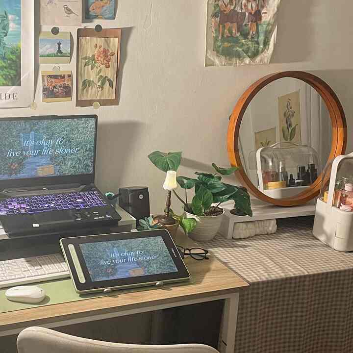 setiap malam adalah suasana yang nyaman

#vintage #boyunderthewillows #nightvibe