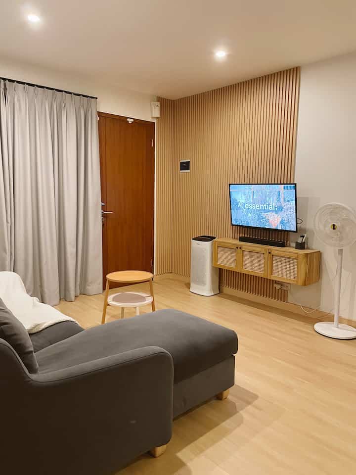 Hi! This is the living room area which is also our TV room.
In this room we use warm white downlights for lighting. This area uses 4 downlight points which we have adjusted to the size of this room.

The lighting we wanted had a warm impression to match our spc floor which has a wooden feel and all the wooden furniture in this house.

#japandi #homedecorinspo #roomdecorinspo #aesthetichomedecor #scandinavian #minimalistdecor #minimalist house #openspacehomedecor #minimalist #tinyhome #customfurniture #customkitchenset #customjapandi #80m2
#openshelves #rumahcluster #rumahdeveloper #jaktim #decorlowbudget #rumahsmall #livewithkids #selfinterior #selfrenovation #selfmakeover #rumahwithoutarchitect #aestheticroom #aesthetichomedecor #homestyling #kitchenstyling #kitchendecorideas #kitchenmakeover #LowBudgetKitchen #LowBudgetKitchenMakeover #LowBudgetKitchenInspiration #decorativeitems #roomdecor #homestyling #Children'sRoomDecor #Children'sRoomInspiration #KidsRoomStyling #Working Space #MinimalistWorkingSpace #NightVibe #LightingIdeas #LightingInspiration