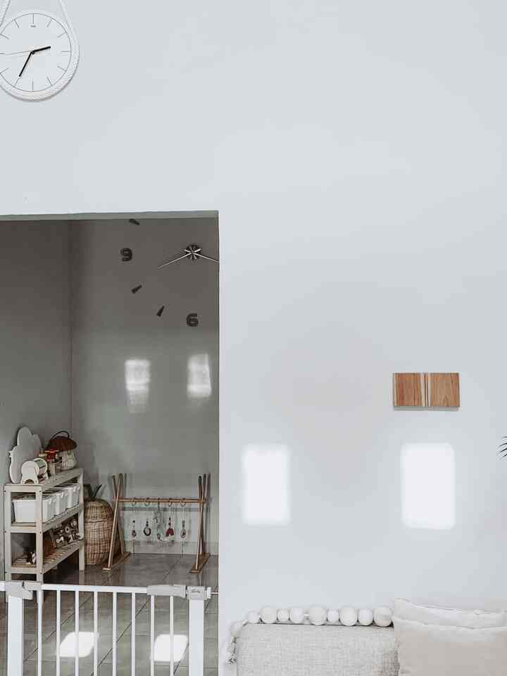 happy weekend dari pernak pernik mainan bayi🤍

#minimalist
#koreanstyle
#bengkulu
#rumahcluster
#75sqm
#rumahmungil
#livewithkids

