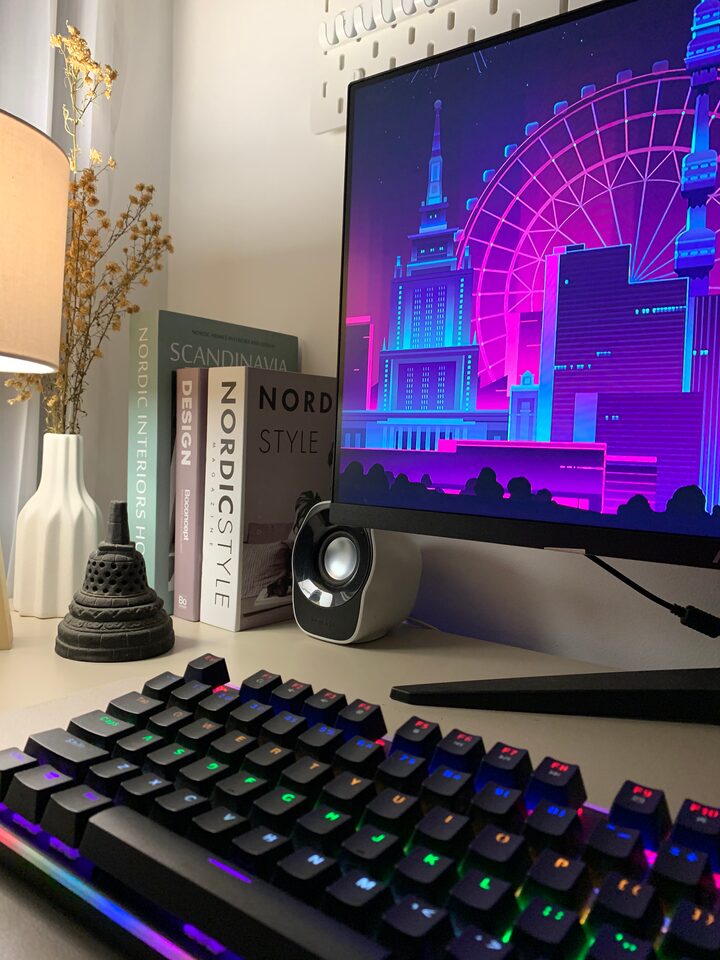 short form carousel card thumbnail