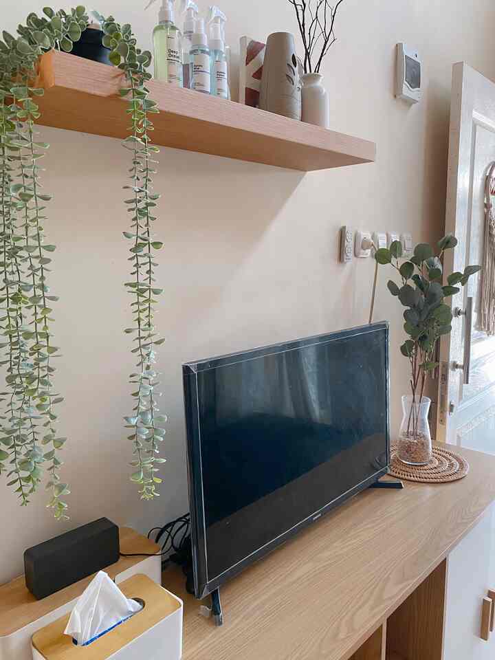 Inspirasi meja TV yang memiliki banyak ruang penyimpanan

#ruangtamu #homedecoration #homedecor #dekorasiruangtamu #dekorasiruangtv #scandavian #rumahmodern #rumahminimalis