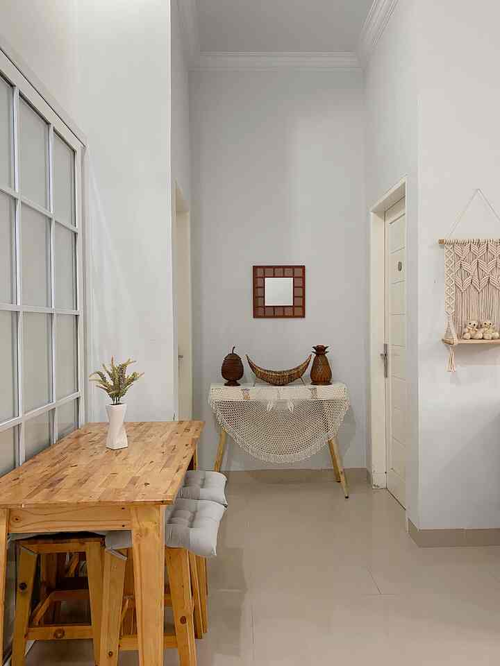 The open space concept at home helps the mini room look spacious 🫰🏻✨

#yositriaa #dinningroom #ruangmakan #openfloorplan #whiteandwood #scandinavian #medan #rumahdeveloper #dekorasilowbudget