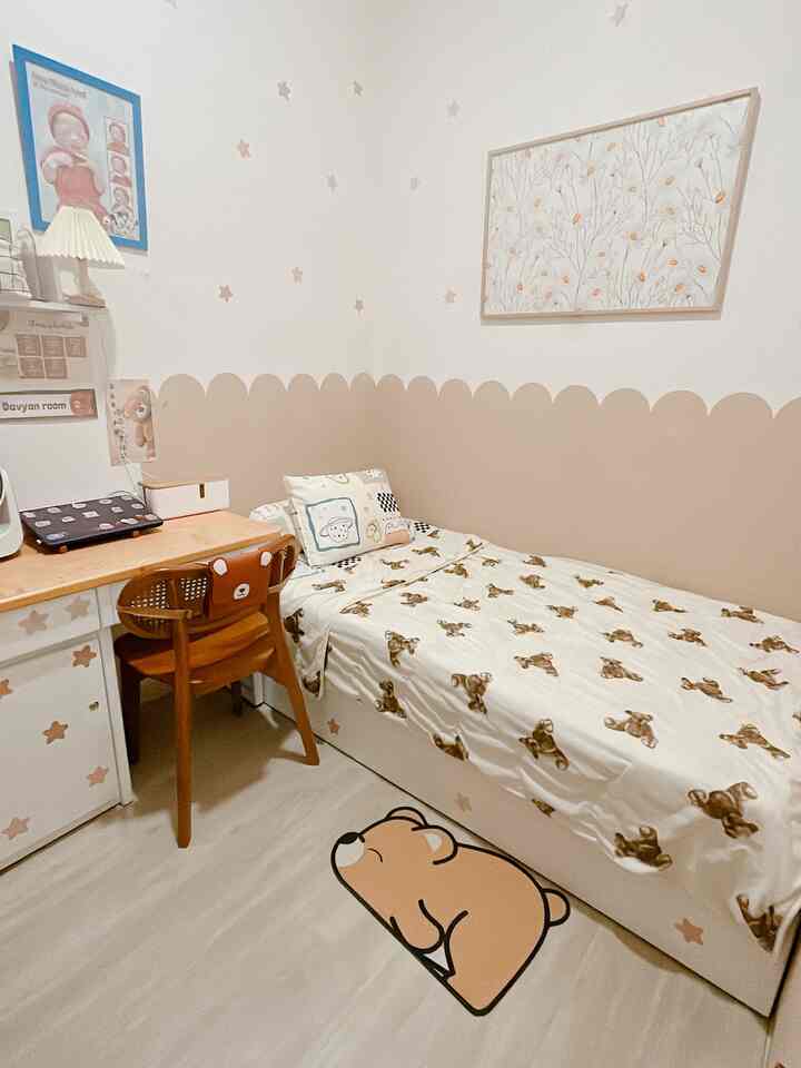 kamar anak yang luasnya 3x2m tone kamar beige dan vynil lantai agar terlihat luas 
#kamaranak-anak 
#inspirasikamaranak
#printilankamar
#koreastyling
#interiorrumah 