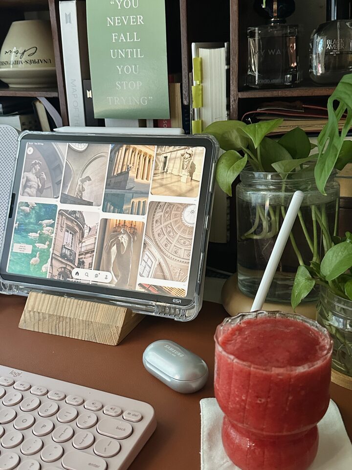 short form carousel card thumbnail