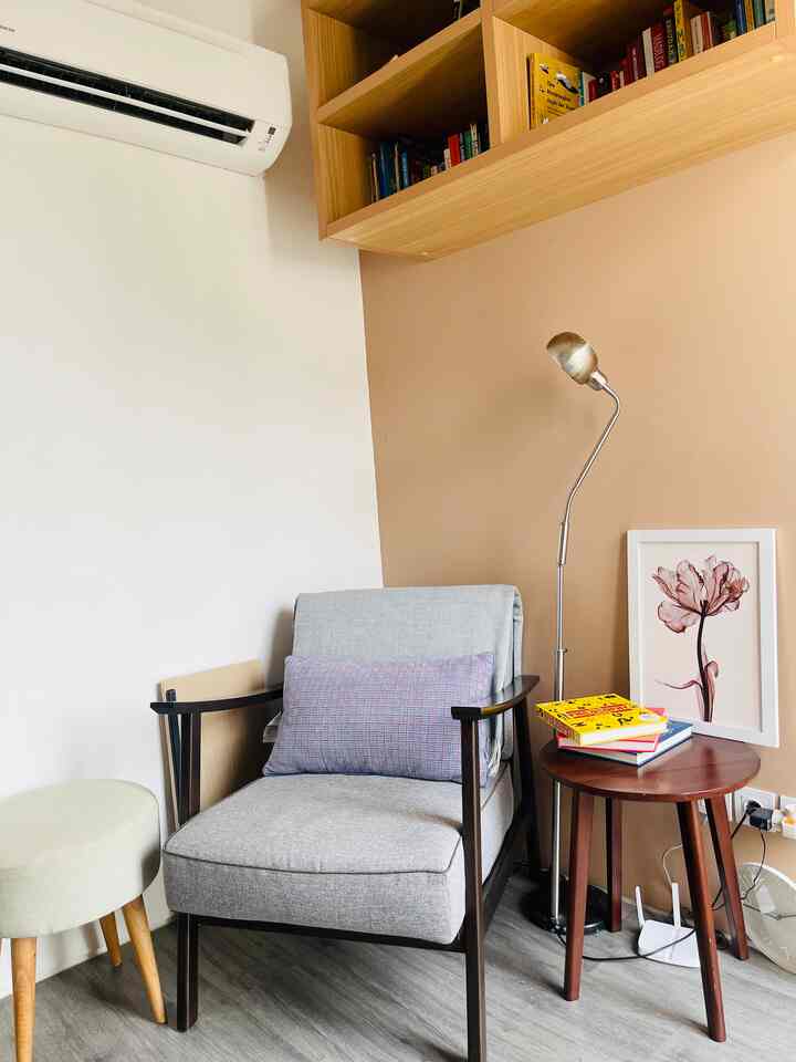 Kunci ruangan estetik adalah lampu standing warna warm white. Dengan cahaya itu, ruangan menjadi lebih estetik seketika. 

#decorativeitems #homestyling #homedecor #roomdecor #roomstyling #depok #japandi #skandinavian